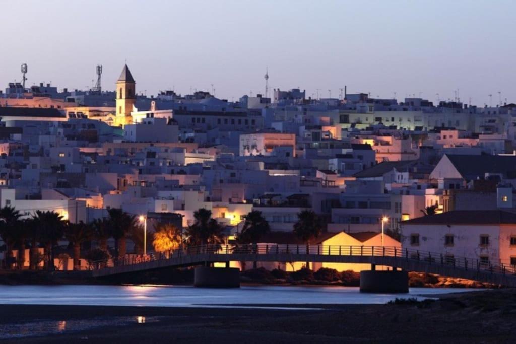 Espectacular Casa Muy Luminosa Con Azotea Leilighet Conil De La Frontera Eksteriør bilde