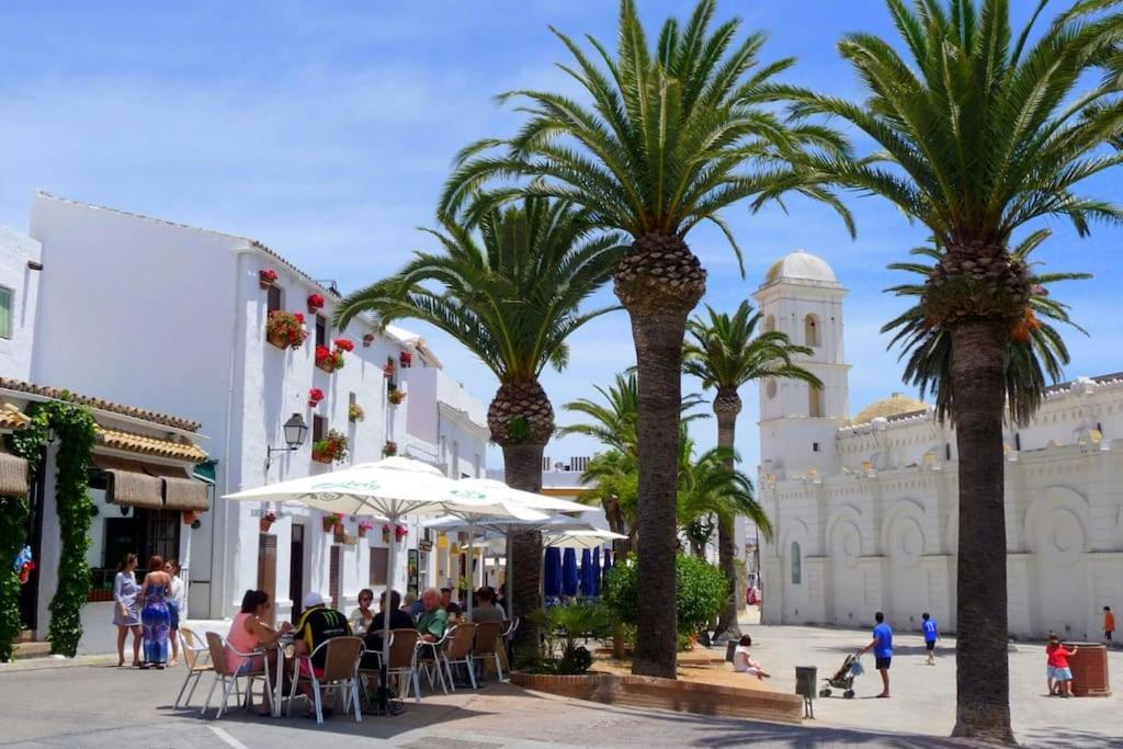 Espectacular Casa Muy Luminosa Con Azotea Leilighet Conil De La Frontera Eksteriør bilde